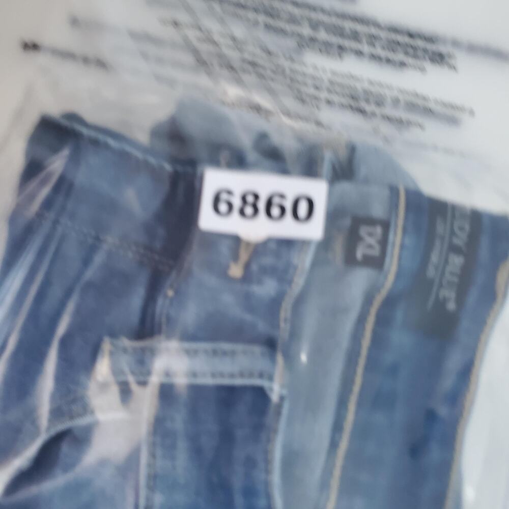 Judy Blue Shorts Womens 1XL Blue Boyfriend Distressed Stretch Denim Summer - Picture 9 of 9